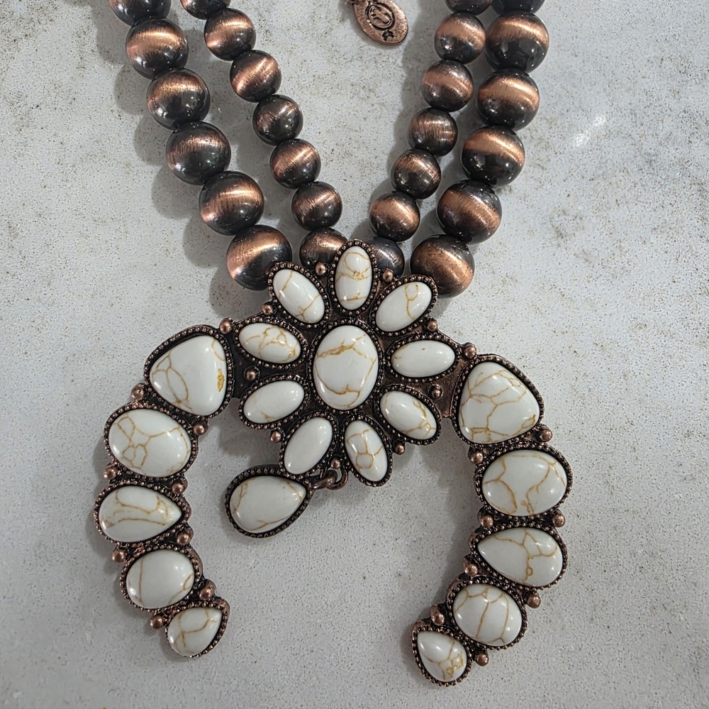New Cheekys Brand Ivory Stone and Bronze Beaded Necklace